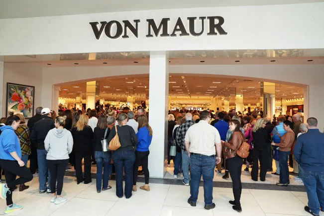 Von Maur opens first store in Pennsylvania