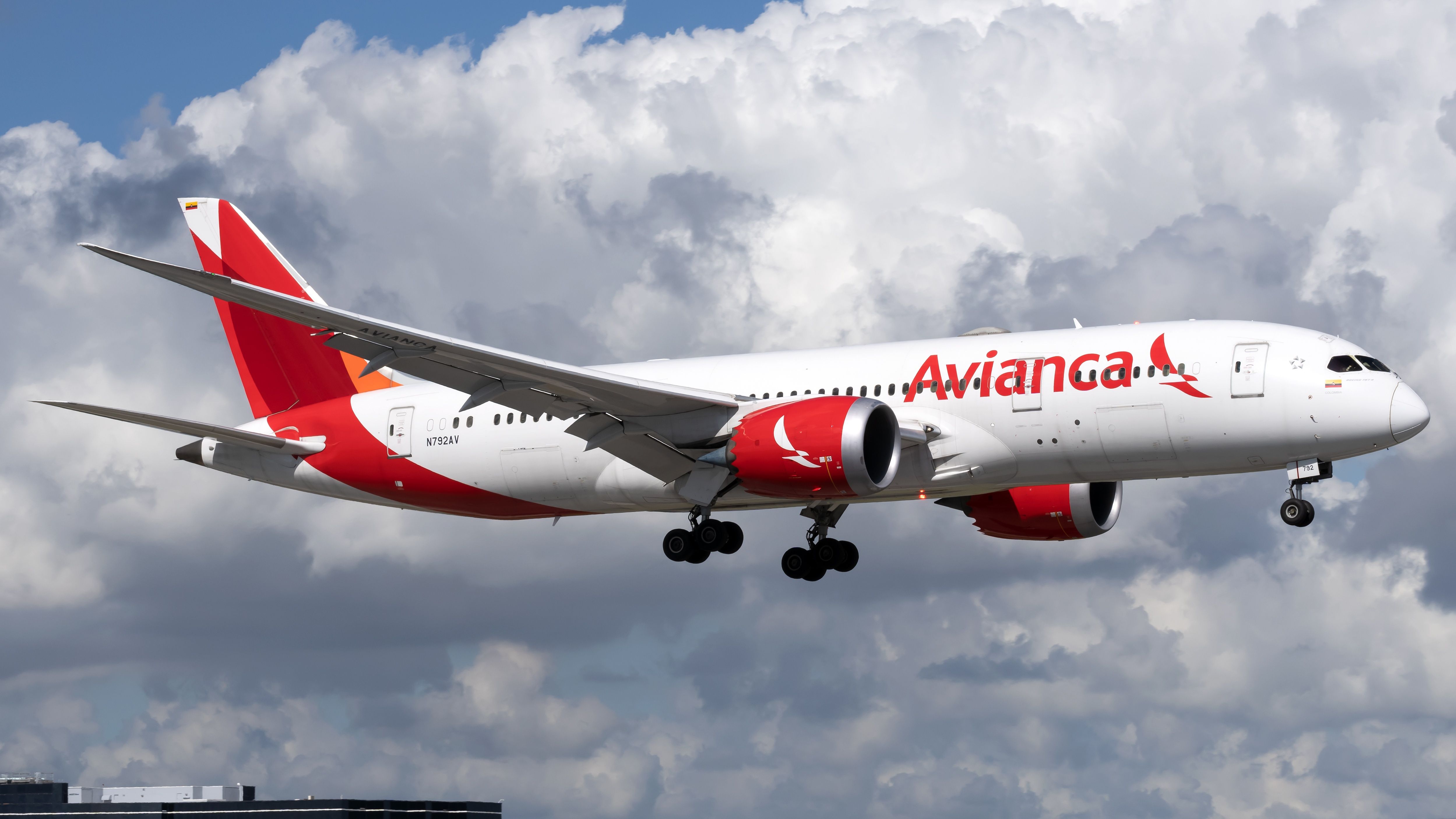 Avianca Plans Florida Expansion & Ups Bogota-Paris Flights To Daily