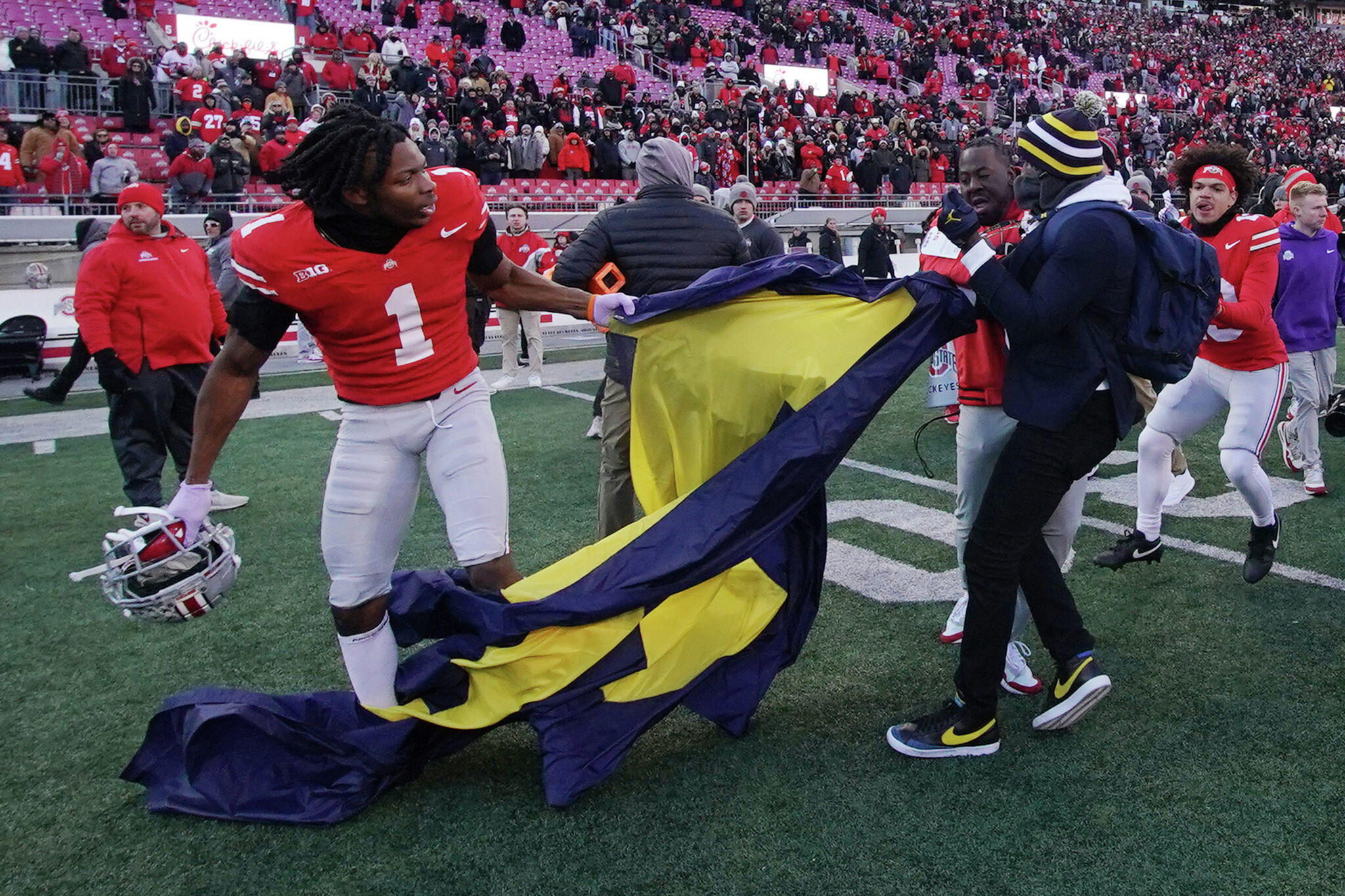 Ohio bill proposes felony for flag planting at Ohio Stadium