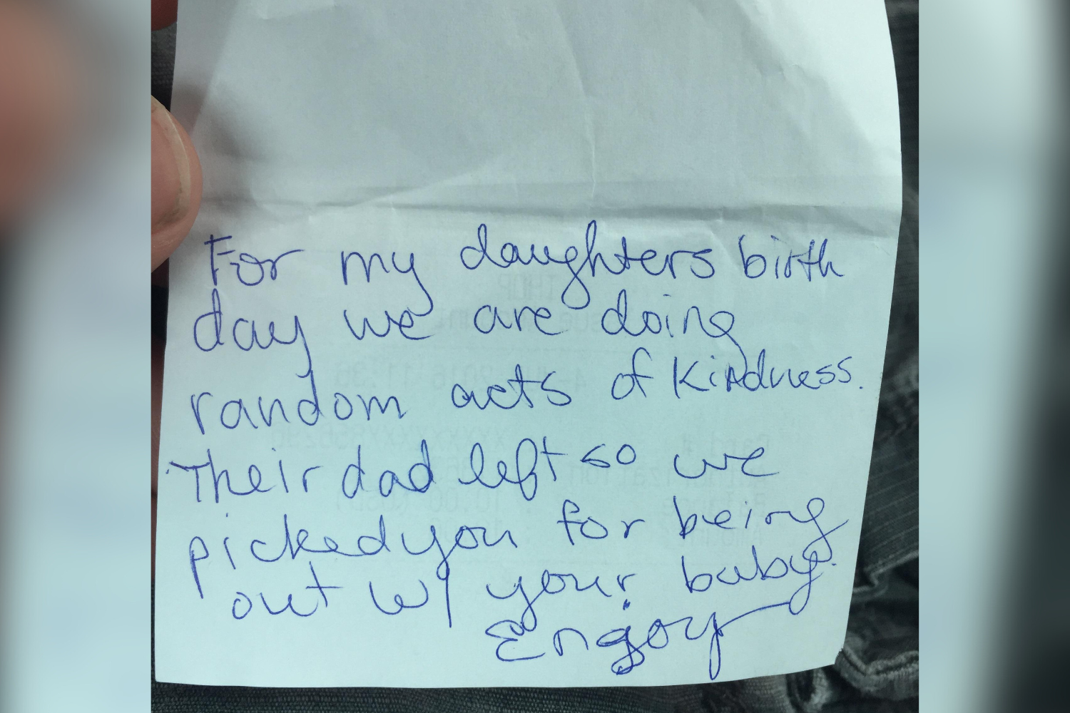 Dad Asks Server for Check, Gets Heartwarming Written Note