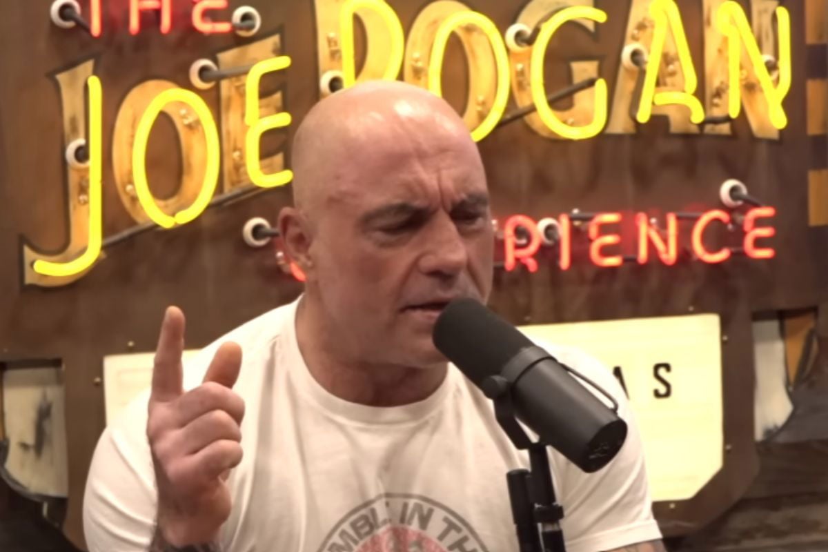 “Genuinely Concerned” - Joe Rogan Changes Tune on ‘Sus’ UFO Sightings in New Jersey