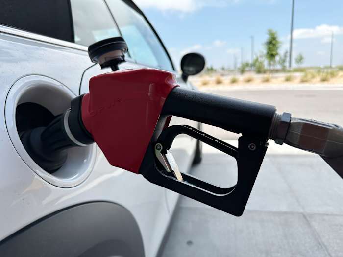 Gas prices in Michigan rise above $3 a gallon