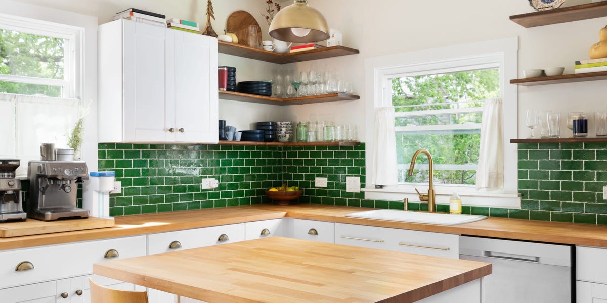 Interior designers share 7 kitchen trends that really missed the mark this year