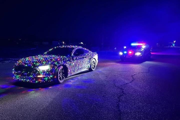 Driver stopped in Wyoming for covering car in Christmas lights