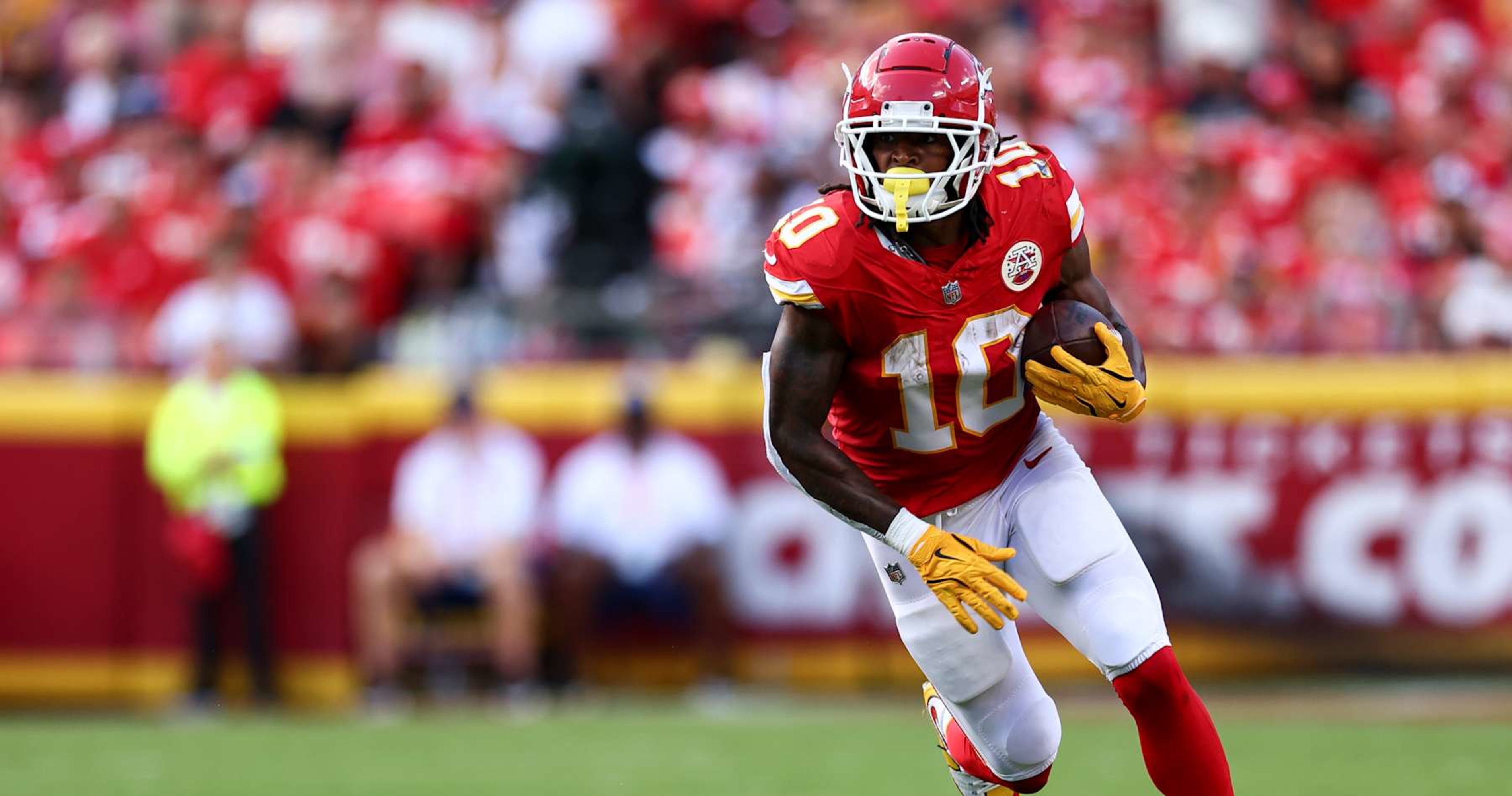 Fantasy News: Chiefs' Isiah Pacheco, Kareem Hunt to Rotate Situationally vs. Raiders