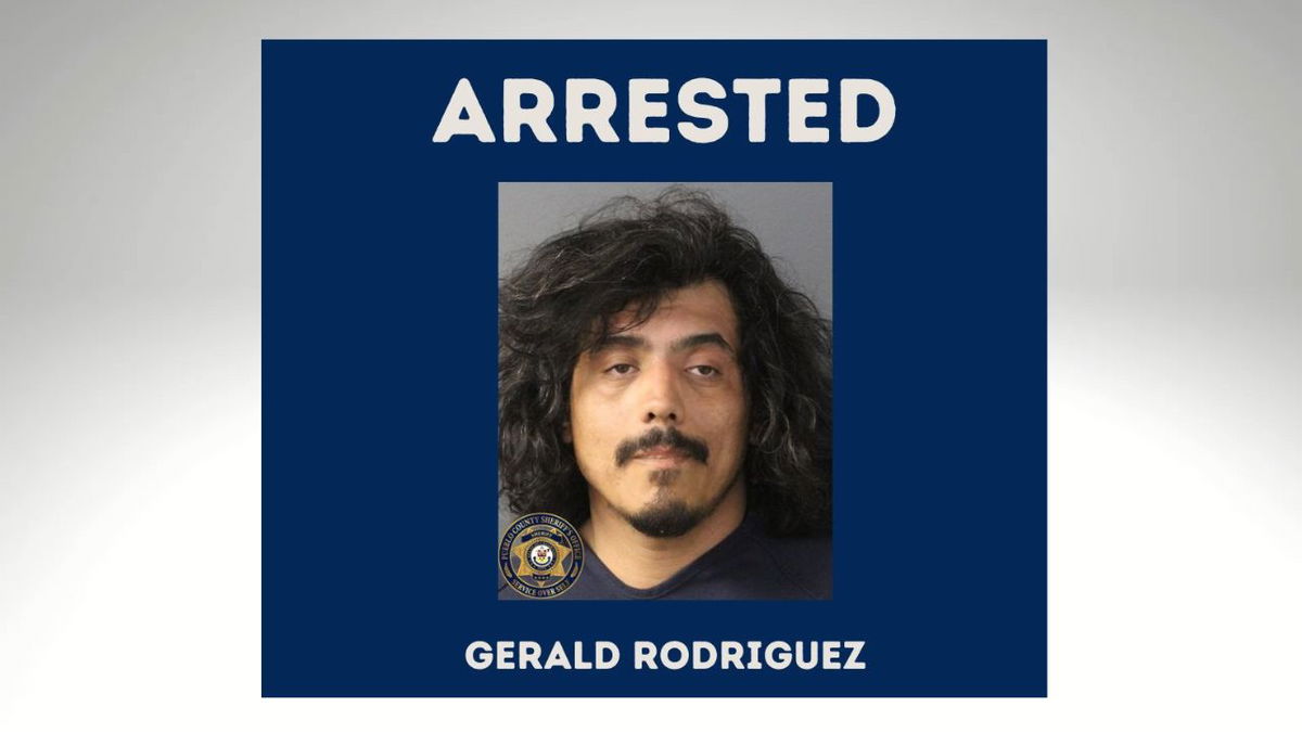 Stalled vehicle leads to arrest of wanted parolee in Pueblo