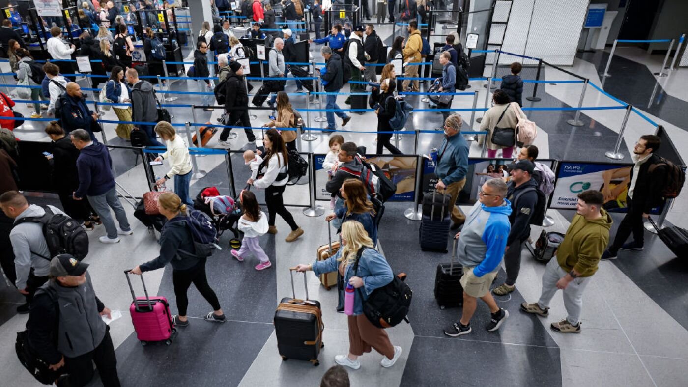 Severe weather threatens Thanksgiving travel for millions as officials warn of delays