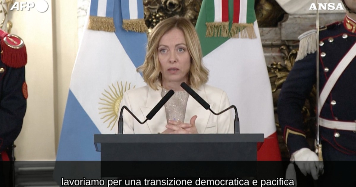 Giorgia Meloni definisce Gonzalez “presidente eletto” del Venezuela: “Non riconosciamo la vittoria di Maduro”