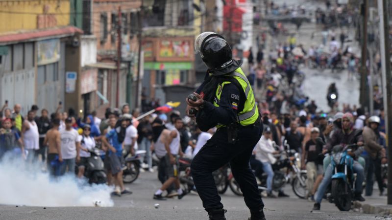 La Fiscalía de Venezuela revisará 225 casos de los detenidos en protestas poselectorales