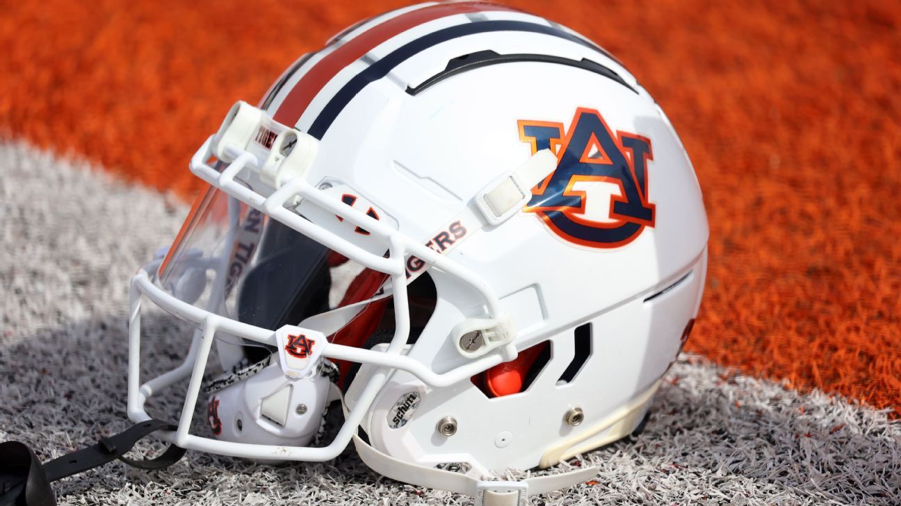 Longtime Auburn football pastor dies in accident on Alabama lake