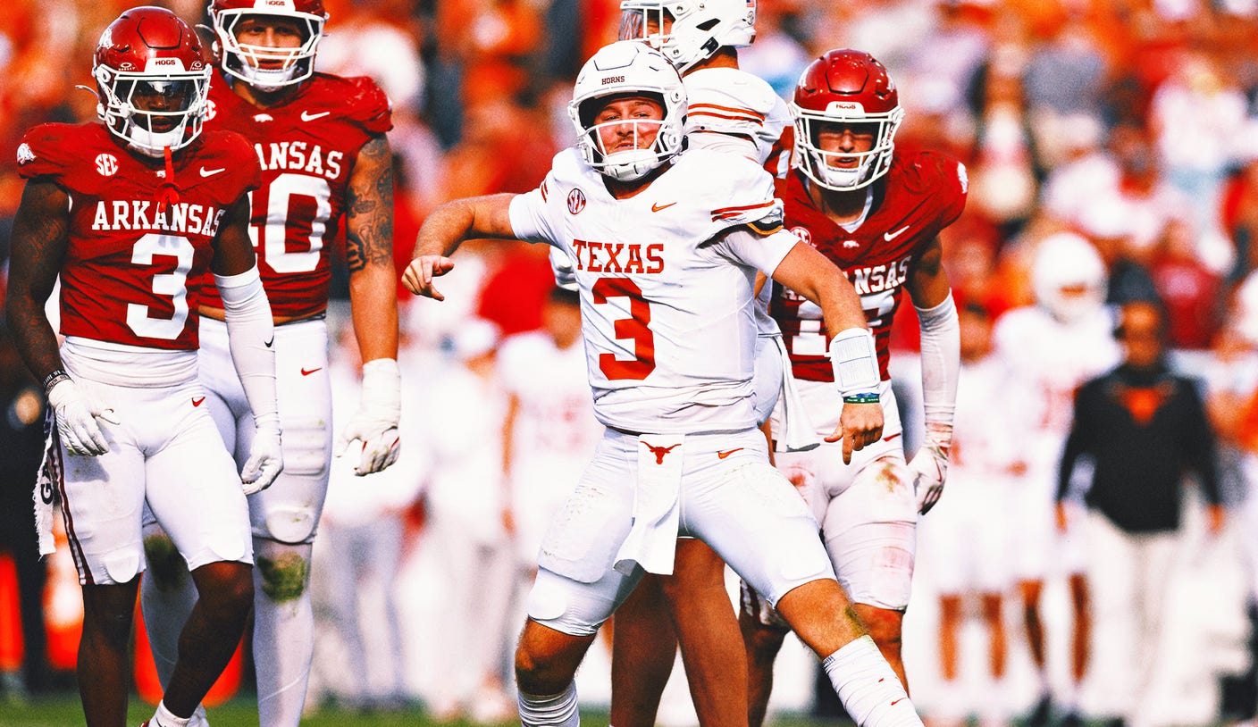 Quinn Ewers' two touchdowns, defense lead No. 3 Texas past Arkansas, 20-10