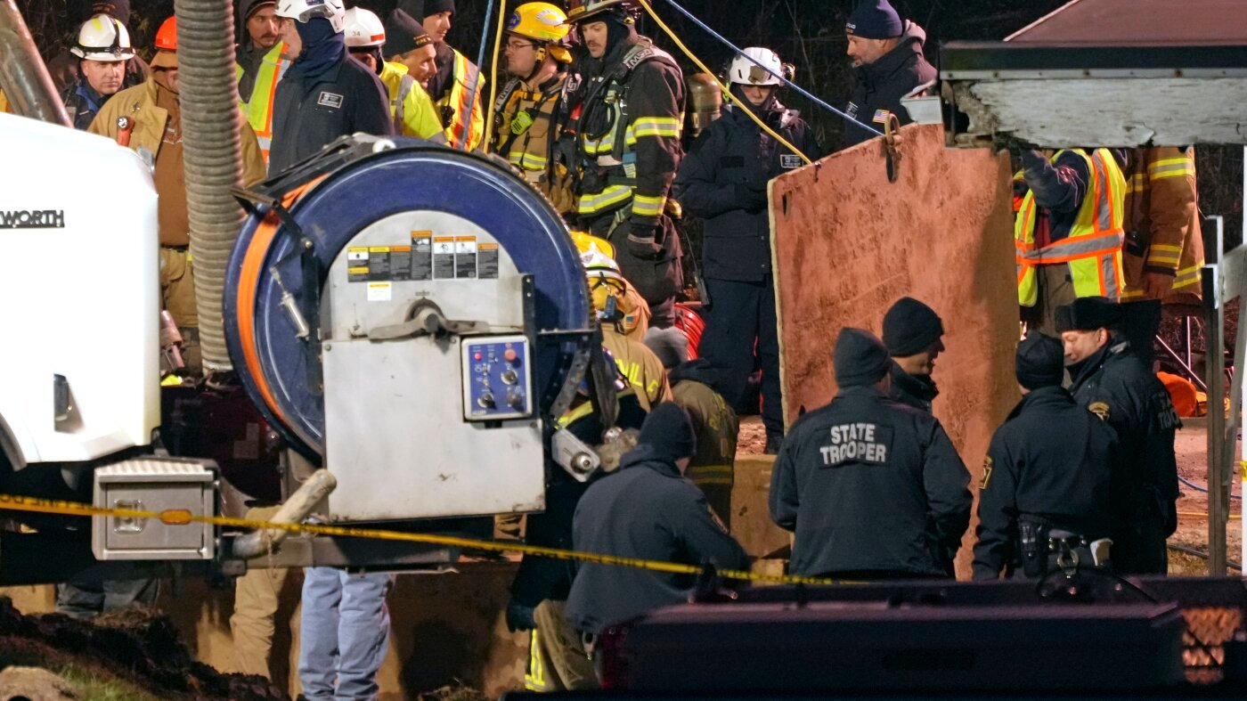 Search goes into the night for Pennsylvania woman who may have fallen into a sinkhole