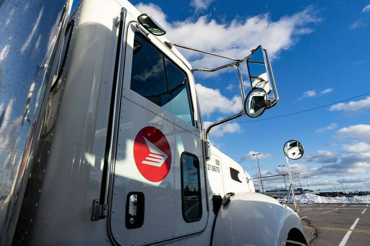 Canadians return to Canada Post with relief - and shakier faith in the service