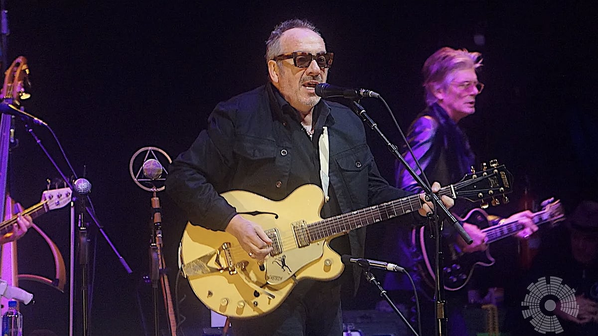 Elvis Costello Announces 2025 Tour with Steve Nieve