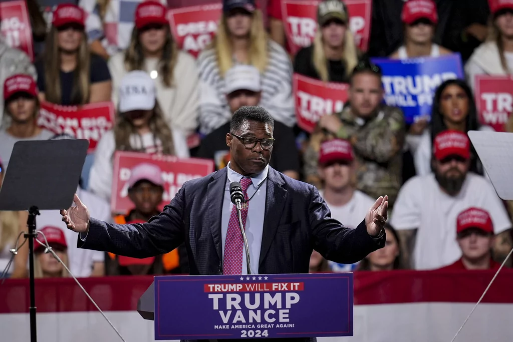 Trump nominates Herschel Walker for ambassador to Bahamas