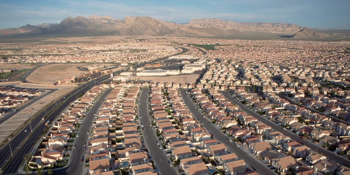 10 top housing markets in 2025 — a year that should finally favor homebuyers