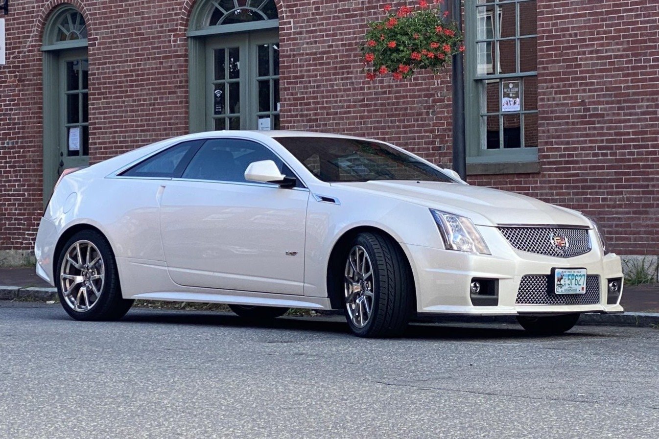 22k-Mile 2011 Cadillac CTS-V Coupe 6-Speed