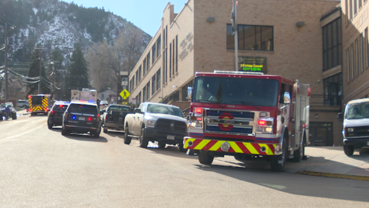 Manitou Springs Elementary School evacuated a second time for hazmat investigation