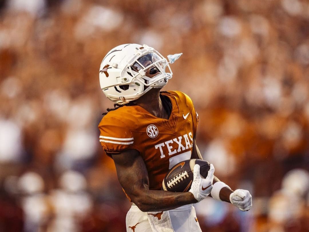 Texas Fans Beg Steve Sarkisian To Sit Injured Isaiah Bond As They Shift Focus on Bigger Picture