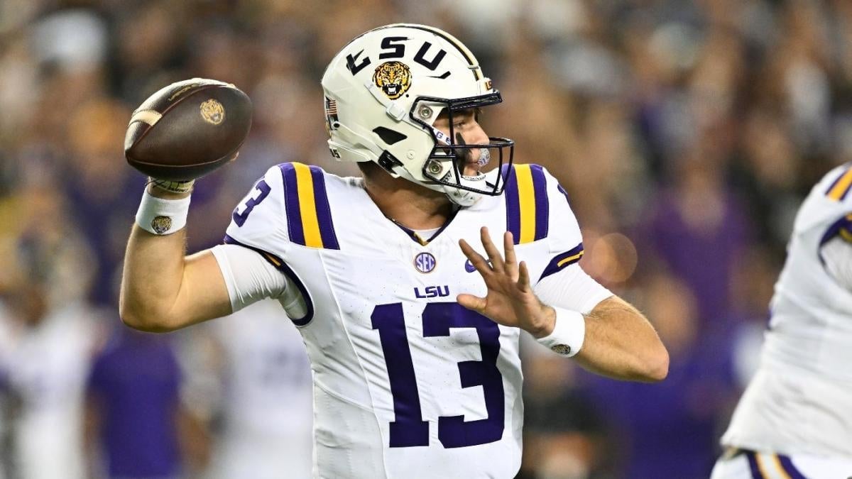 College football odds, picks, predictions for 2024-25 bowl season, playoffs: Computer backs Michigan, LSU