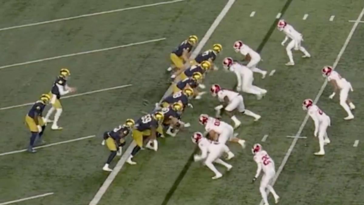 WATCH: Notre Dame explodes out of CFP gates with incredible 98-yard TD by Jeremiyah Love vs. Indiana