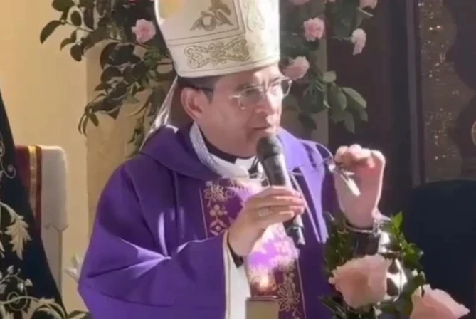 Bishop Álvarez celebrates public Mass for Nicaragua