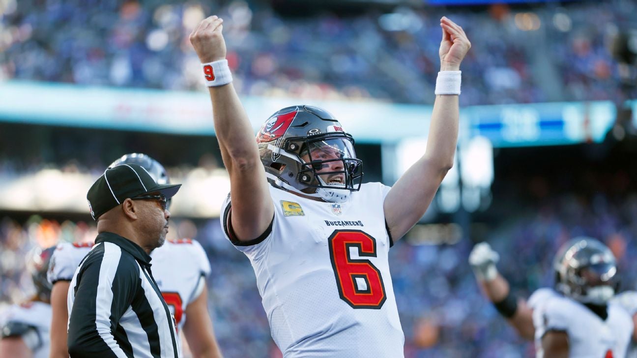 Mayfield sparks Bucs with 'Double Tommy tribute'