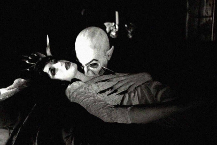 Robert Eggers ya había hecho un remake de 'Nosferatu' hace 25 años. Interpretó él mismo al vampiro y le hizo convertirse en director de cine