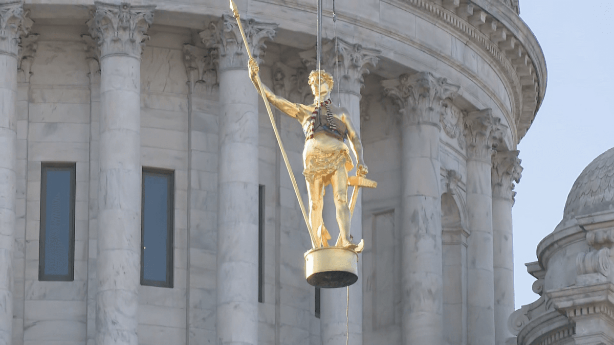 Independent Man statue returned to Rhode Island State House dome