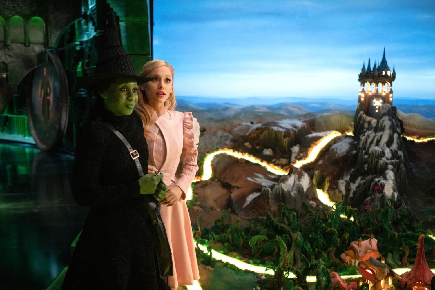 Wicked‘s Soundtrack Hits Number 2 on the Billboard Charts