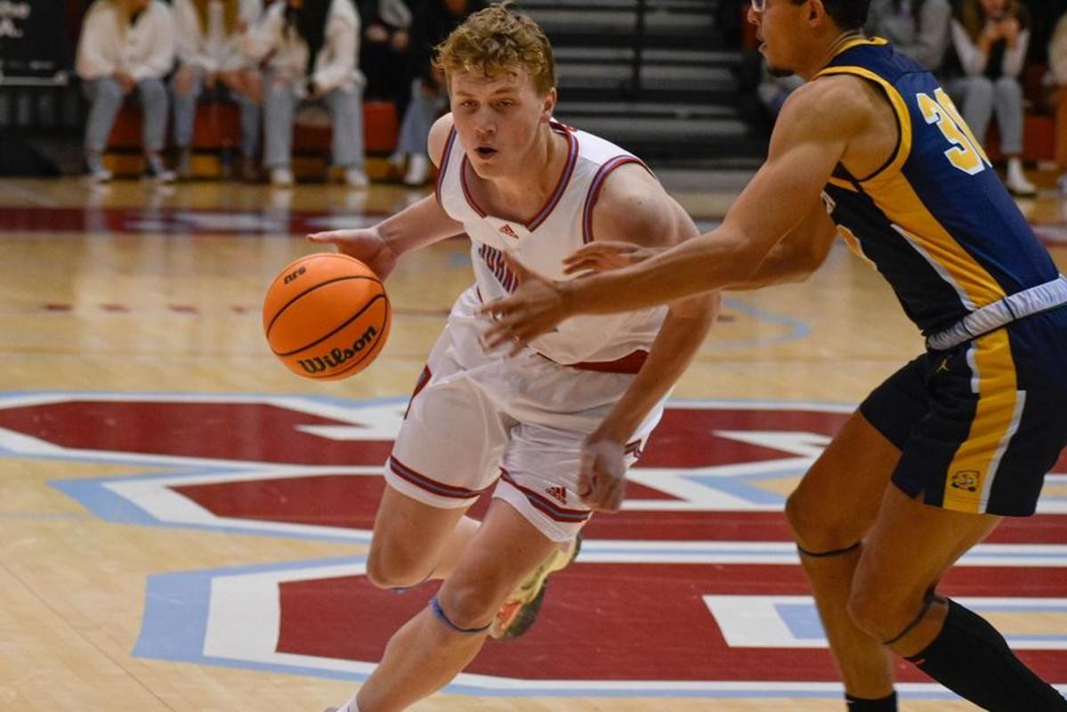 St. John's Basketball Wins Again in D.C.