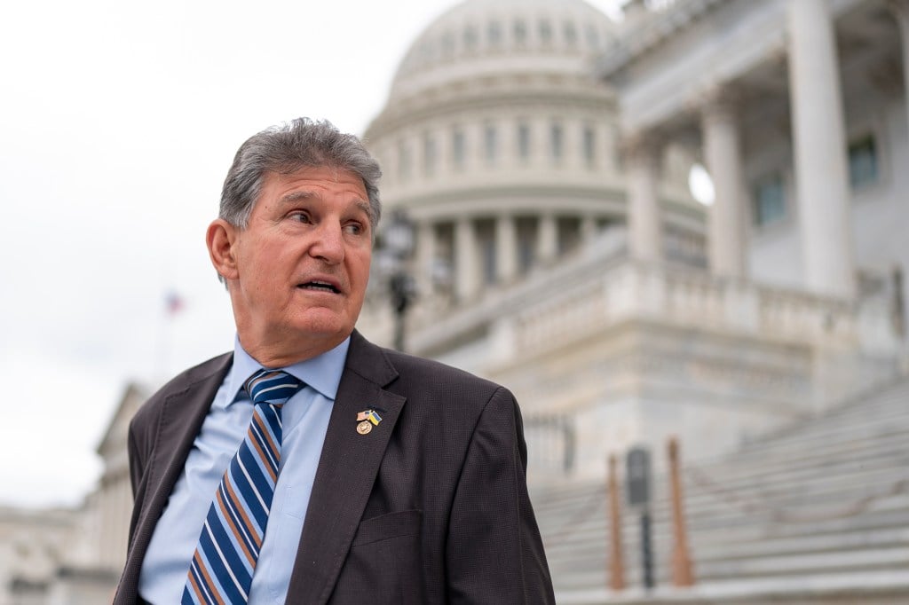 Retiring Sen. Joe Manchin trashes 'toxic' Democrats