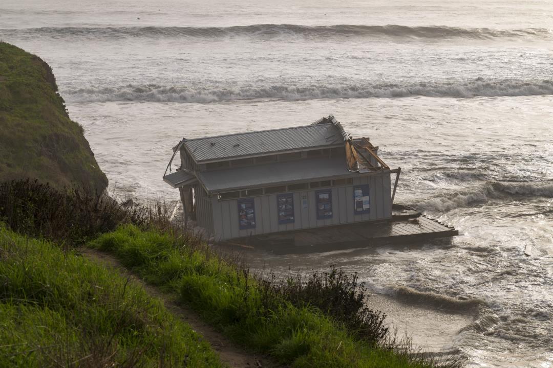 3 Are Dumped Into Ocean When Wharf Partially Collapses