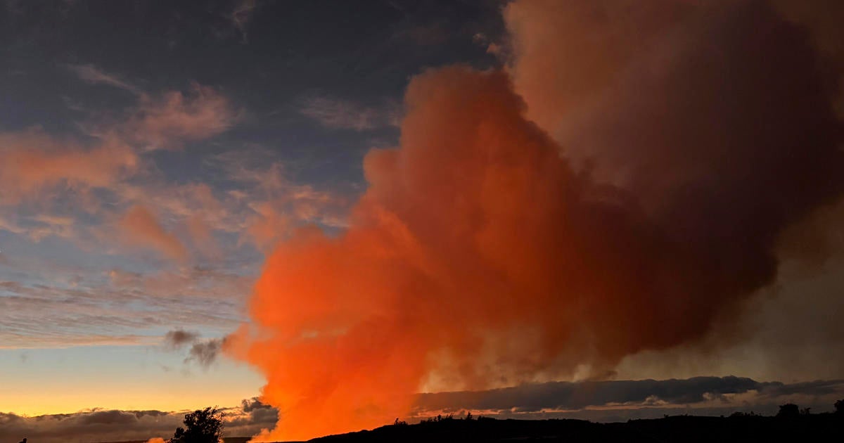 Officials urge caution after toddler nearly falls from 400-foot cliff while family visits erupting Kīlauea volcano