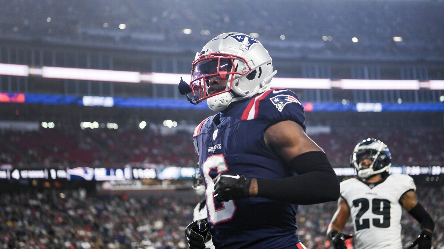 Patriots' Javon Baker cleared to return after suffering a concussion in a car crash