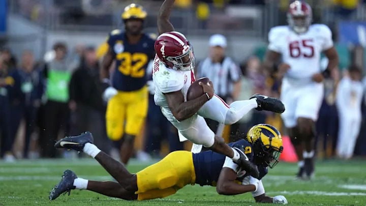 ReliaQuest Bowl: Who Are the Announcers of Alabama-Michigan Game?