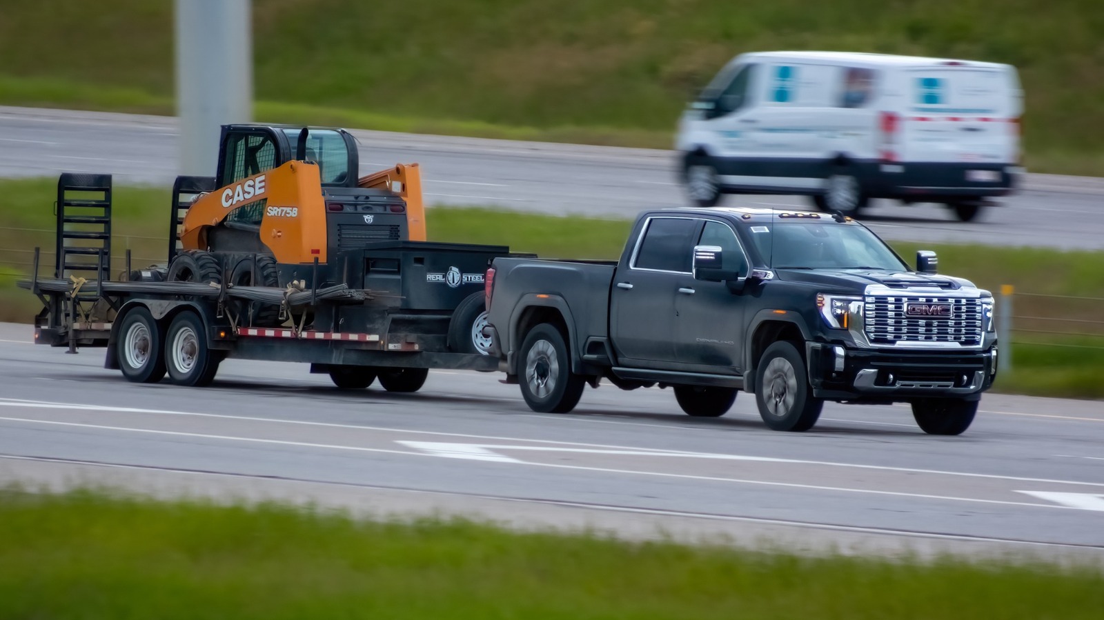 Do Pickup Trucks With Trailers Need To Stop At Weigh Stations In California?