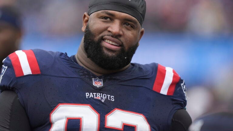 Davon Godchaux calls out Patriots fans after ‘Fire Mayo’ chants