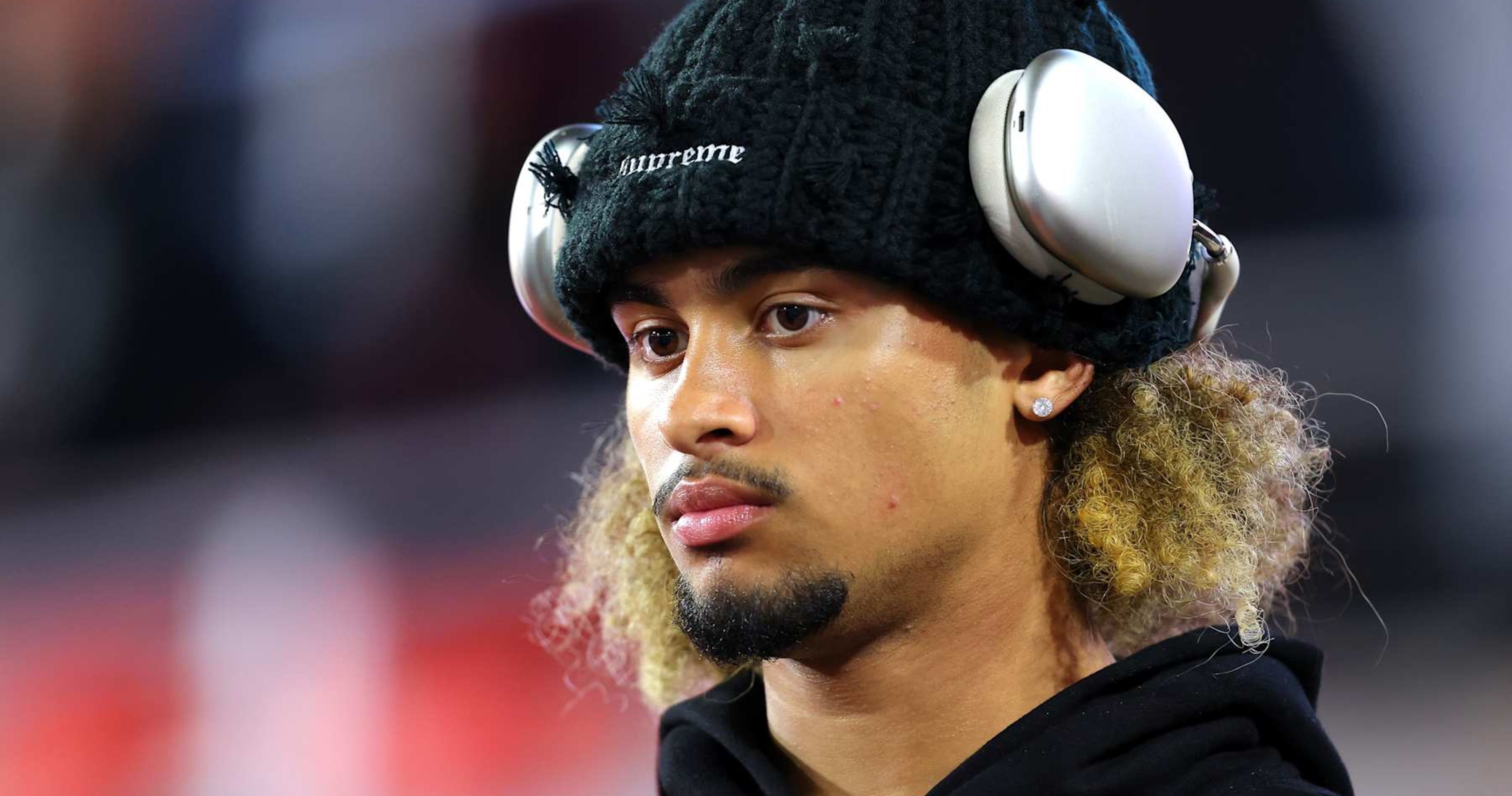 Colorado QB Julian Lewis Shows Love to Shedeur Sanders With Locker Room Photo