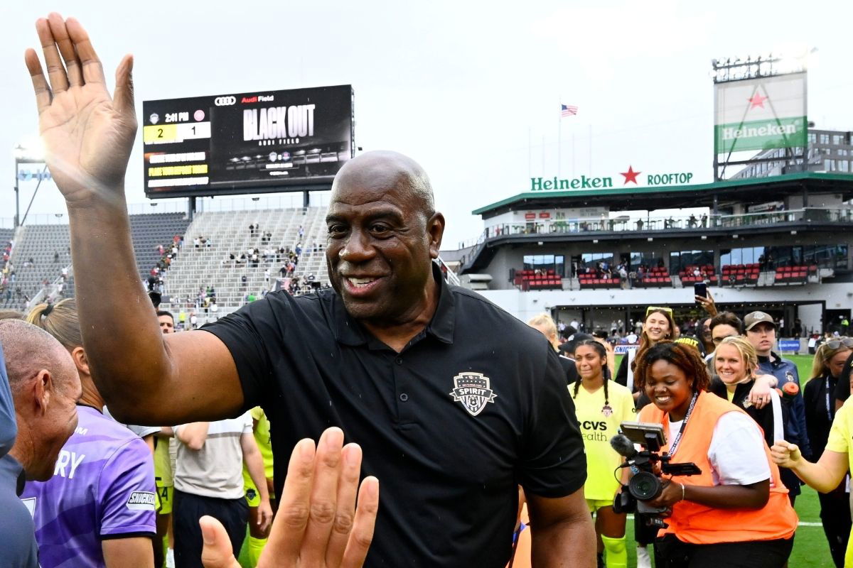 Magic Johnson Bares Feelings in Heartfelt Post as Commanders Secure Playoffs Spot