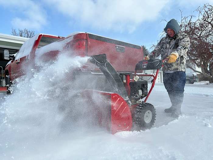 Snow, ice and strong winds make for dangerous conditions in upper Midwest