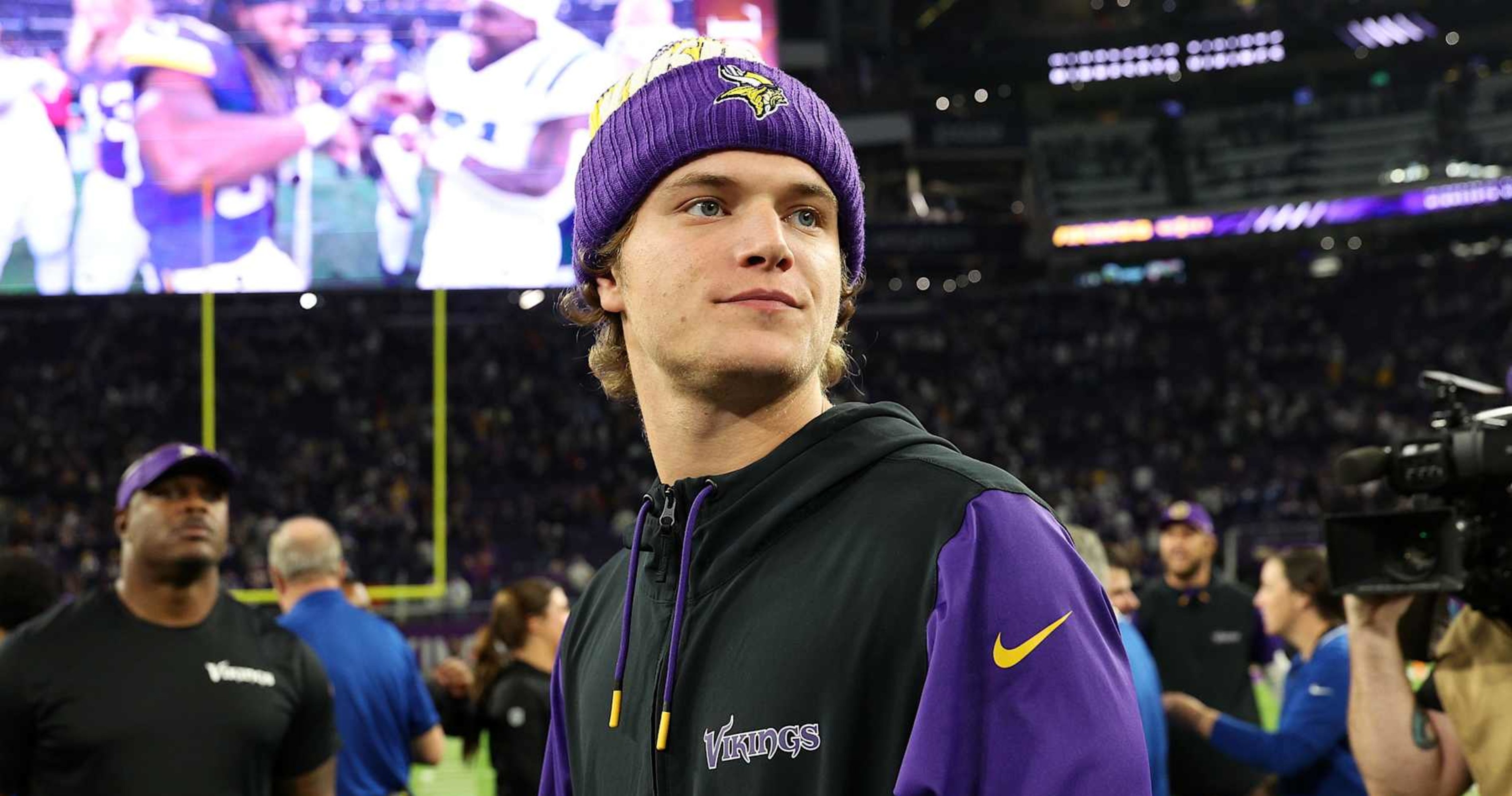 J.J. McCarthy Uses VR from Sam Darnold's Vikings Practice Videos amid Injury Recovery