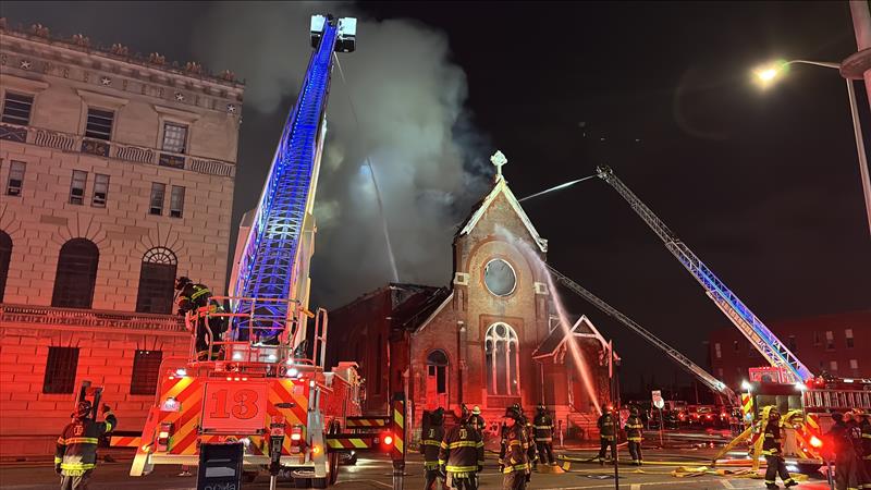 Historic downtown Indianapolis church destroyed in fire early Christmas Eve