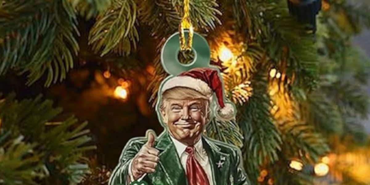 Sonderbare Fanartikel - Mit Parfum und Weihnachtsschmuck macht Trump jetzt ordentlich Kasse