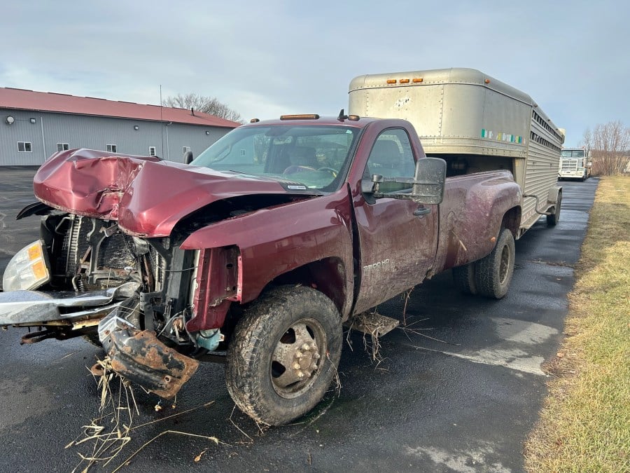 86-year-old Wisconsin man hurt after crashing truck into utility pole