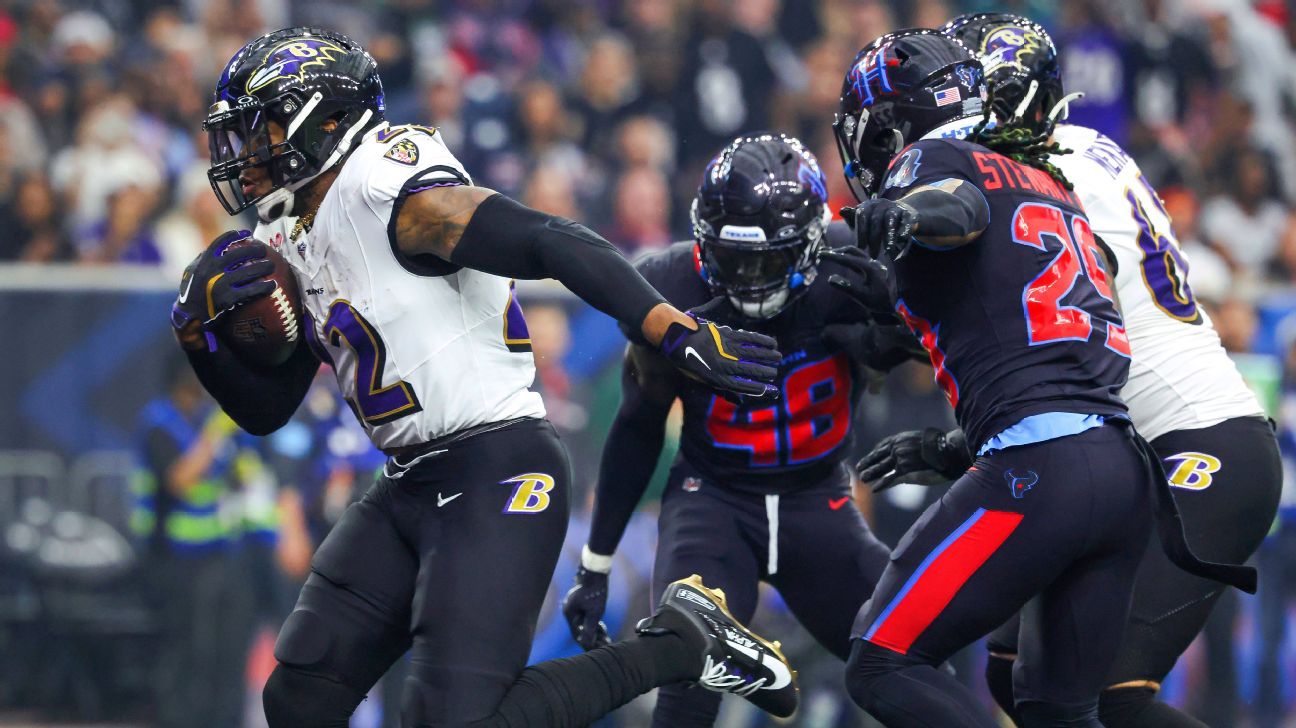 Ravens demolish Texans on Christmas behind Derrick Henry, Lamar Jackson