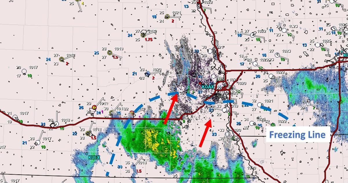 At least 1 dead as major ice storm strikes Iowa and eastern Nebraska