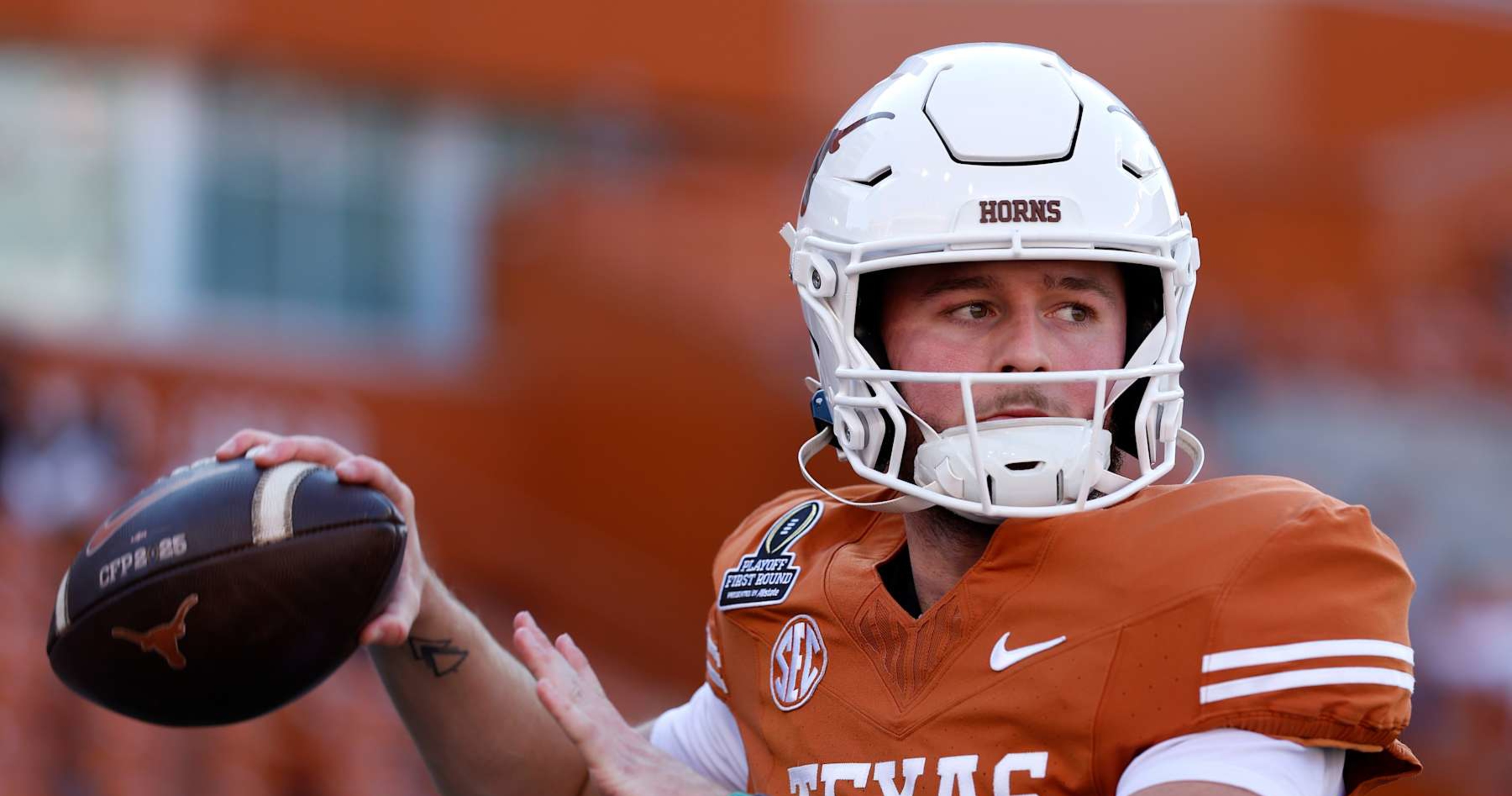 Quinn Ewers, Texas Excite CFB Fans in Win vs. Dabo, Clemson to Advance in CFP Bracket