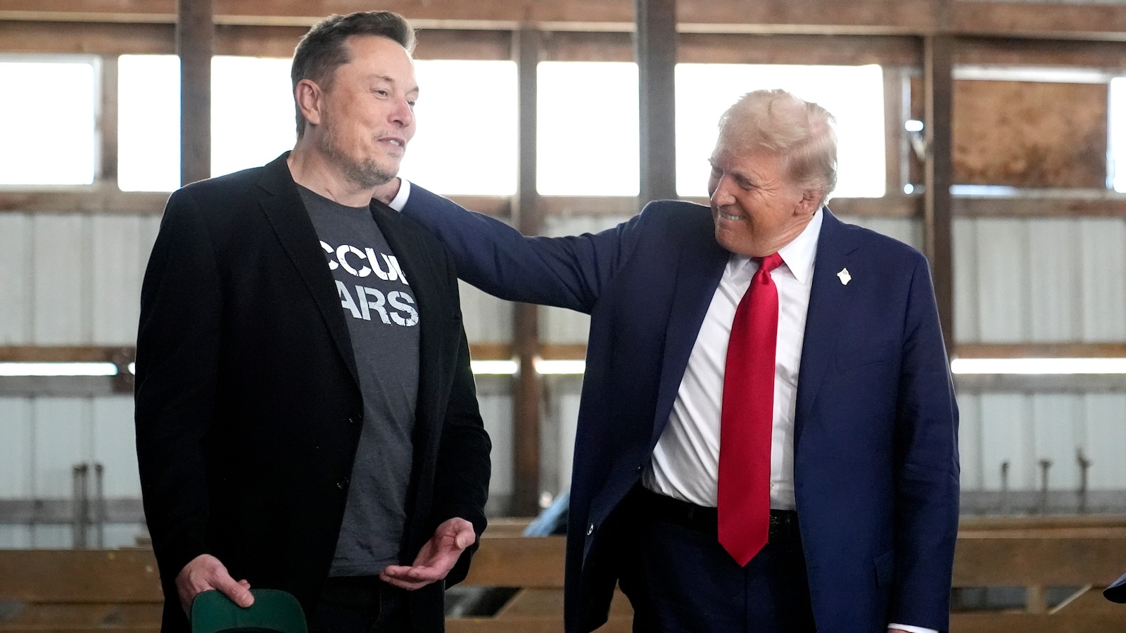 Elon Musk puts outsize influence on display in government funding fight: ANALYSIS