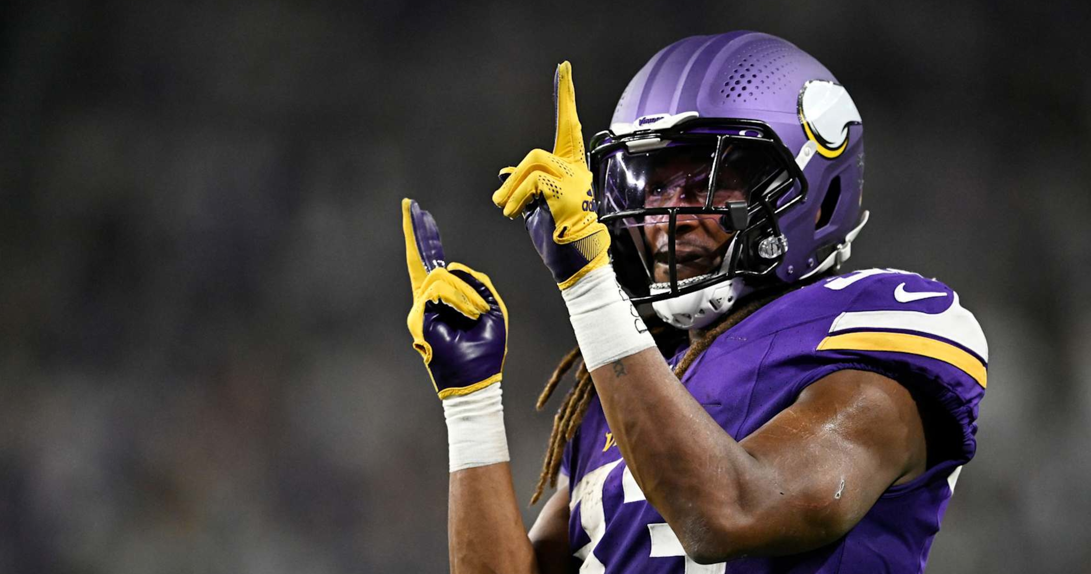 Vikings' Aaron Jones Calls Out Critics: They Said We'd Win 6 Games and Finish Last